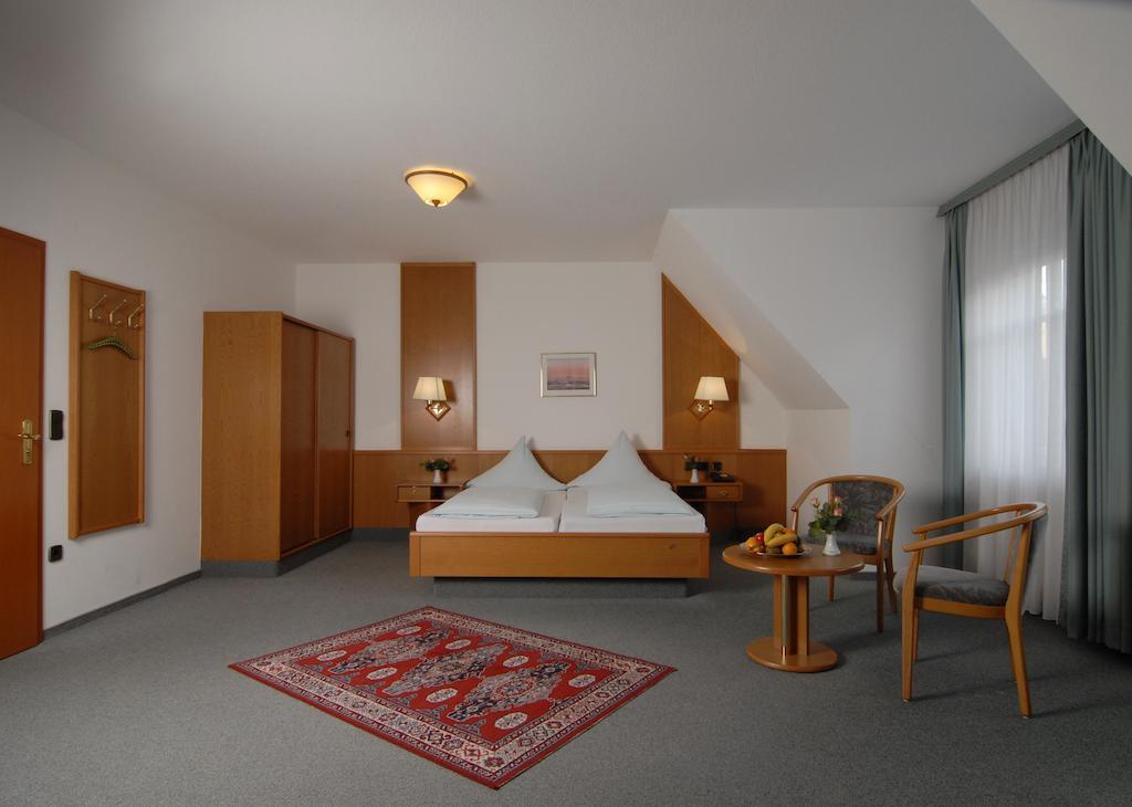 Stadthotel Muenze Bad Mergentheim Quarto foto